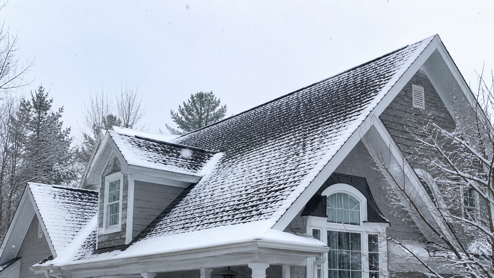 Toiture protégée sous la neige